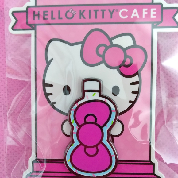 Hello Kitty Cafe Truck PIns - Picture 5 of 5